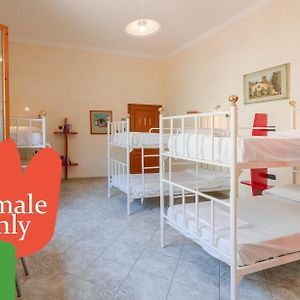 Gemenschappelijk Kamer Alleen voor Vrouwen